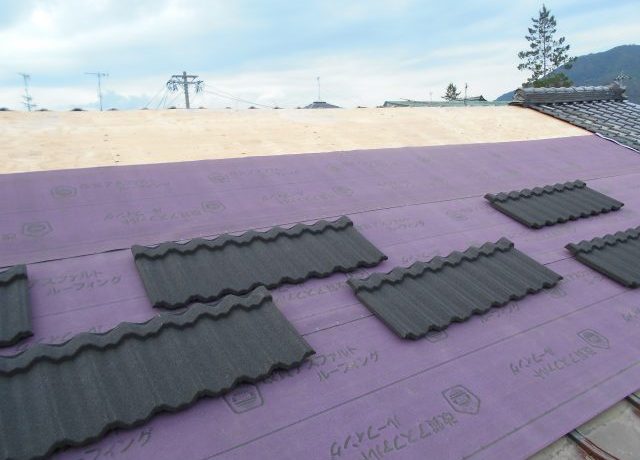 安曇野市豊科にて軽量屋根材Ｔ・ルーフ葺き替え完了しました！