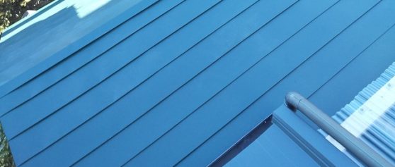 安曇野市豊科田沢H邸にて屋根塗装工事が完了しました‼