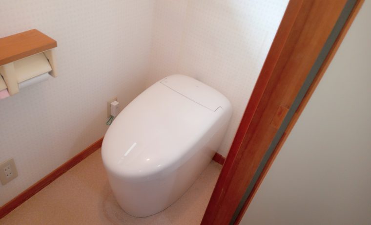 安曇野市豊科高家Ｓ邸にてトイレ交換工事が完了しました‼