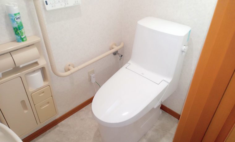 松本市島内Ｙ邸にてトイレ交換工事が完了しました‼