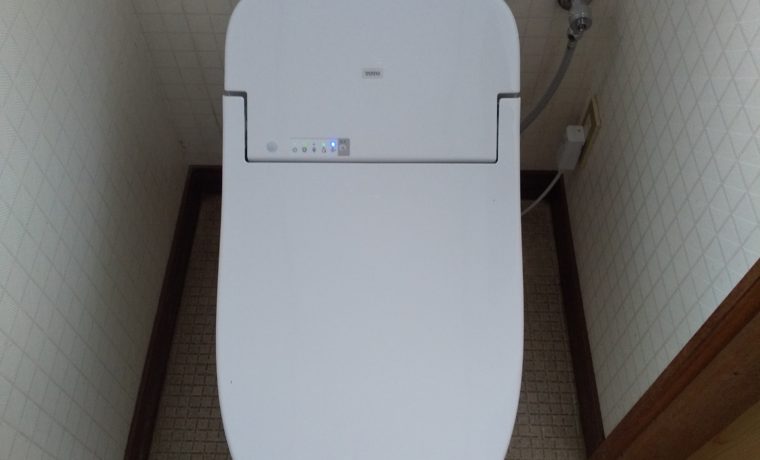 安曇野市明科M邸にてトイレ交換工事が完了しました!!