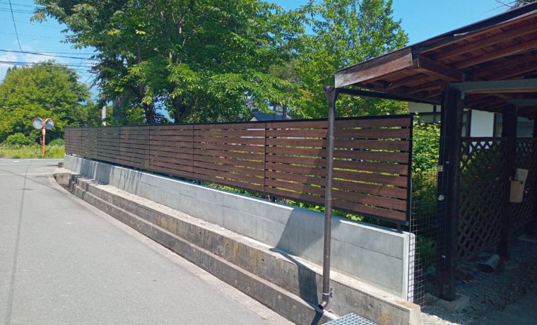 安曇野市豊科Ｕ邸にて板塀撤去・フェンス設置工事が完了しました!!
