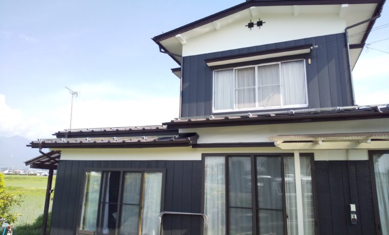 安曇野市豊科Ｔ邸にて屋根・外壁改修工事が完了しました!!